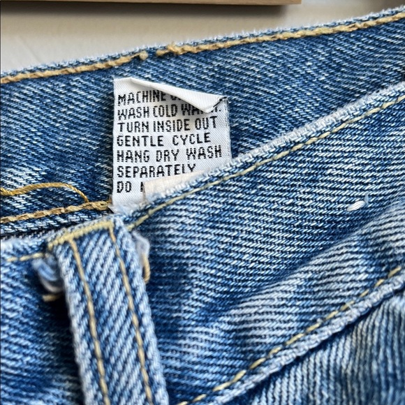 Vintage 90’s Zana Di Embroidered Multi Pocket High Waisted Patchwork Jeans - Picture 2 of 7